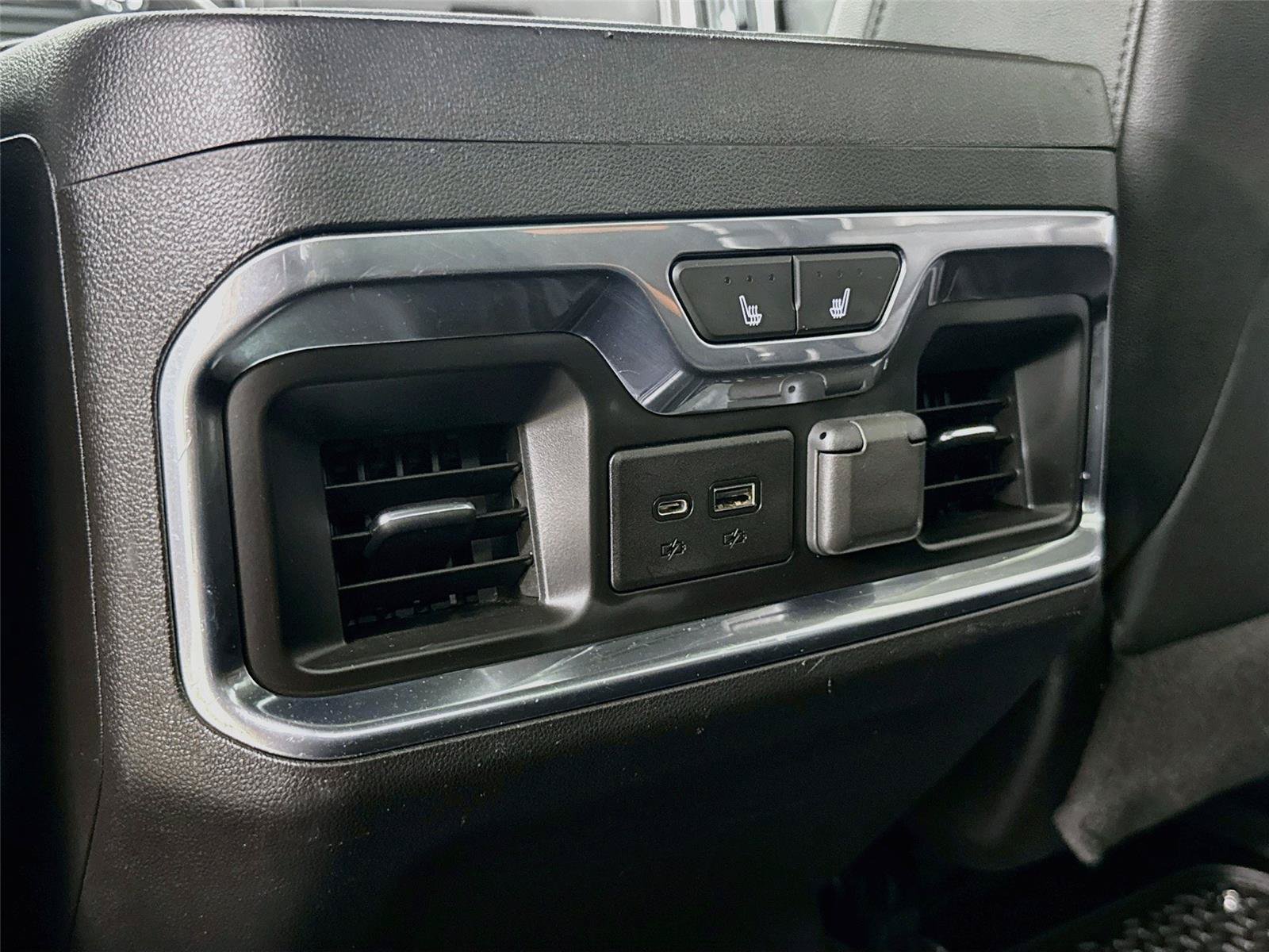 Used 2021 GMC Sierra 1500 AT4 w/ AT4 Preferred Package AWD/4WD image 26