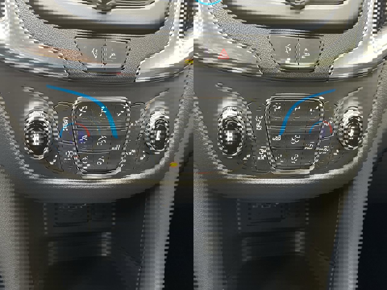 Certified 2024 Chevrolet Equinox LT image 21