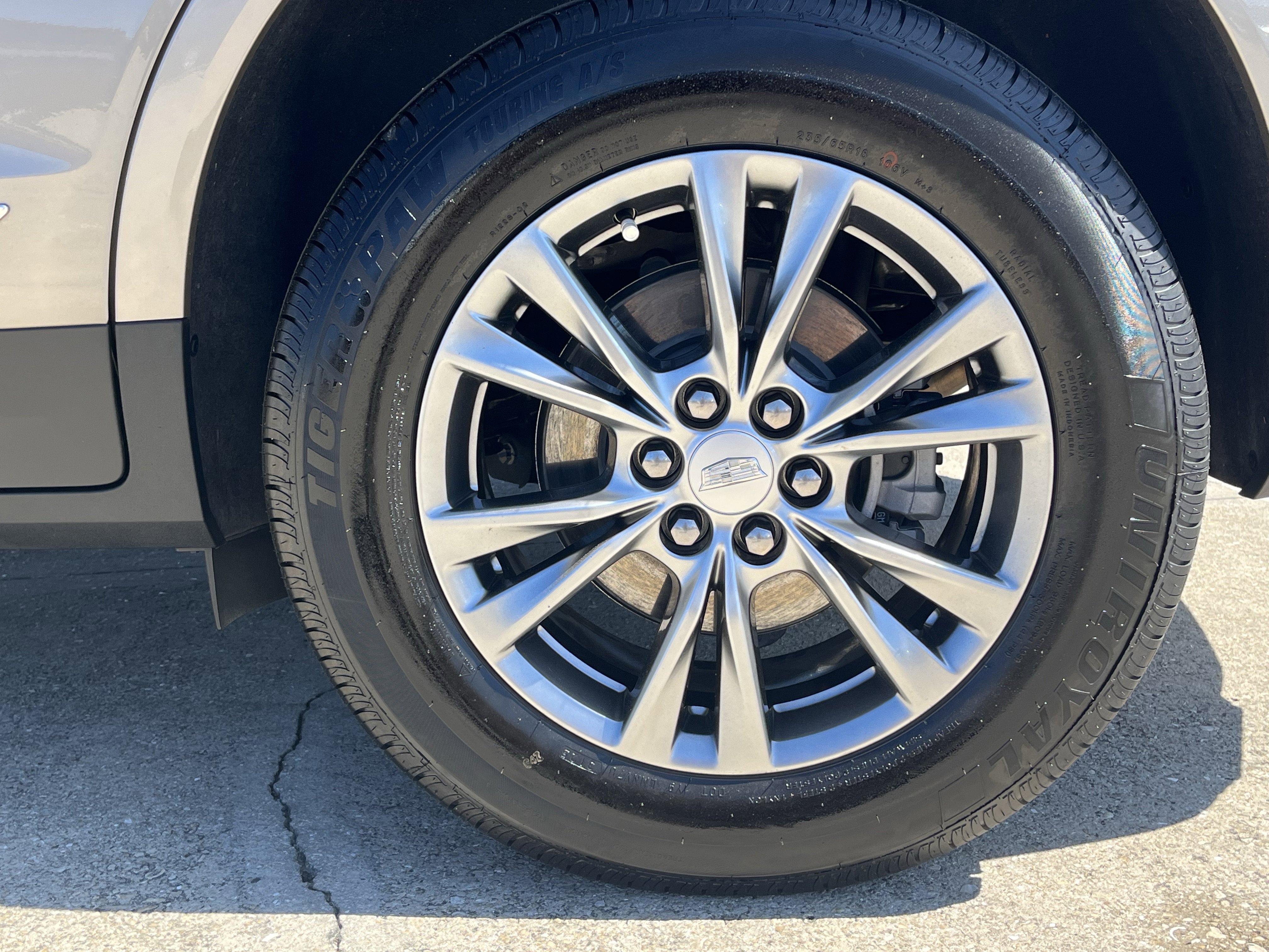 Certified 2023 Cadillac XT5 Premium Luxury FWD image 11