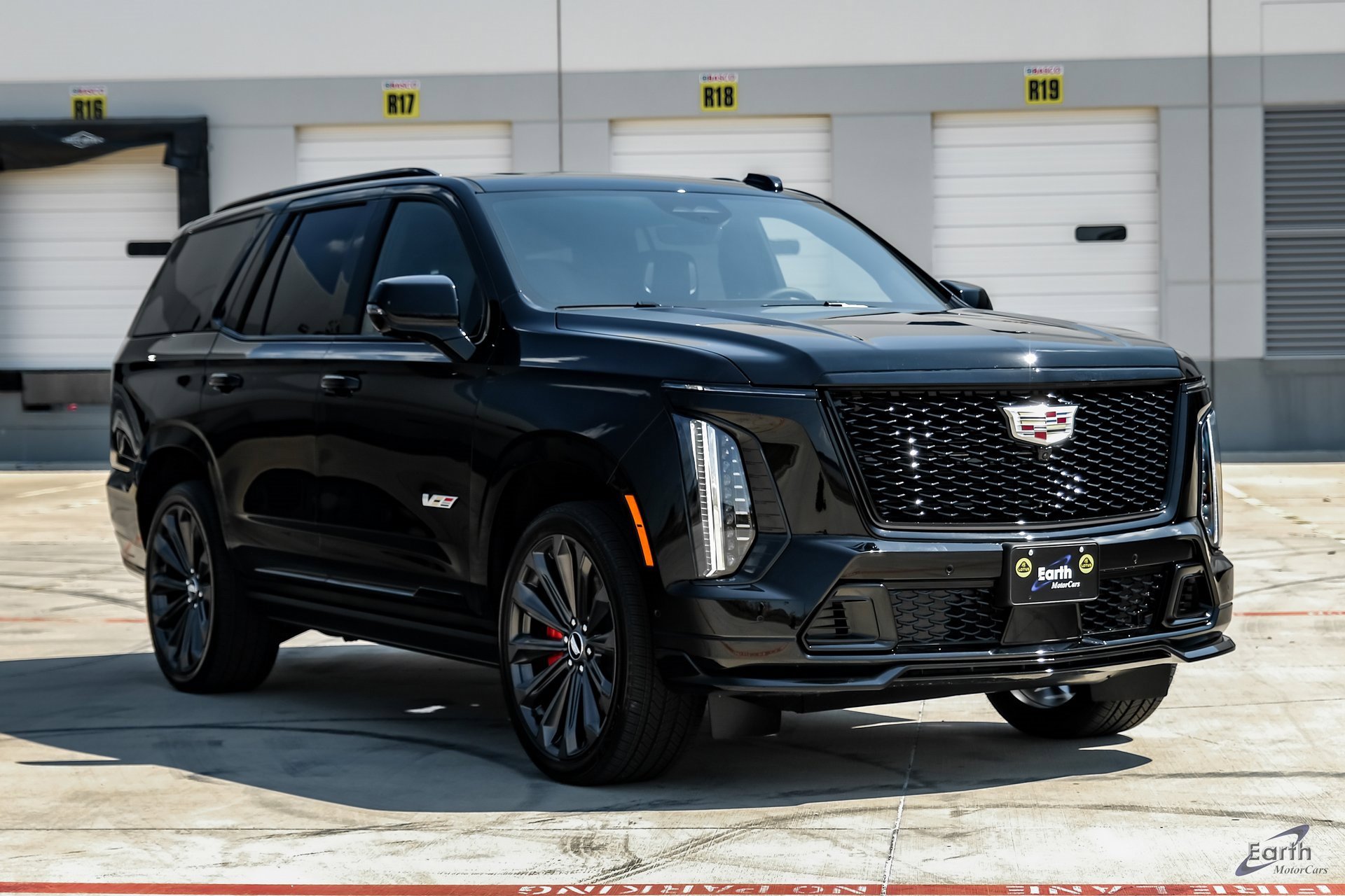 Used 2025 Cadillac Escalade V image 23