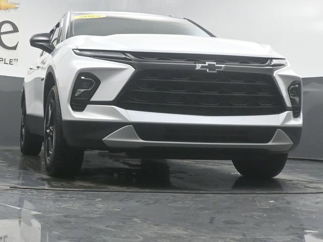 Used 2023 Chevrolet Blazer LT w/ Convenience Package image 3