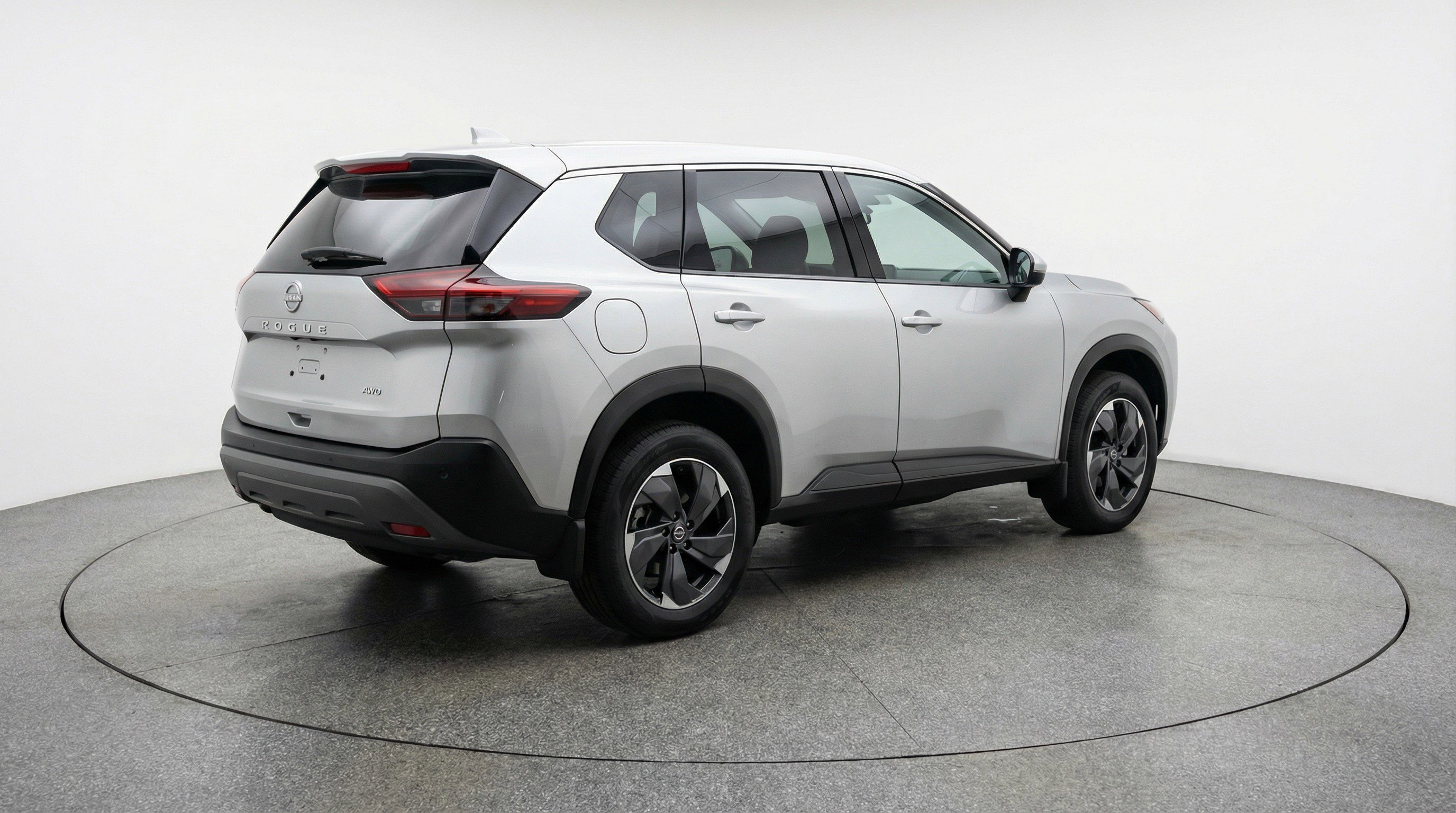 Used 2025 Nissan Rogue SV AWD/4WD image 9