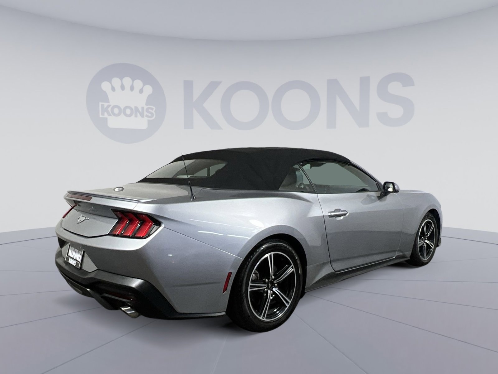 Used 2024 Ford Mustang Premium RWD image 11