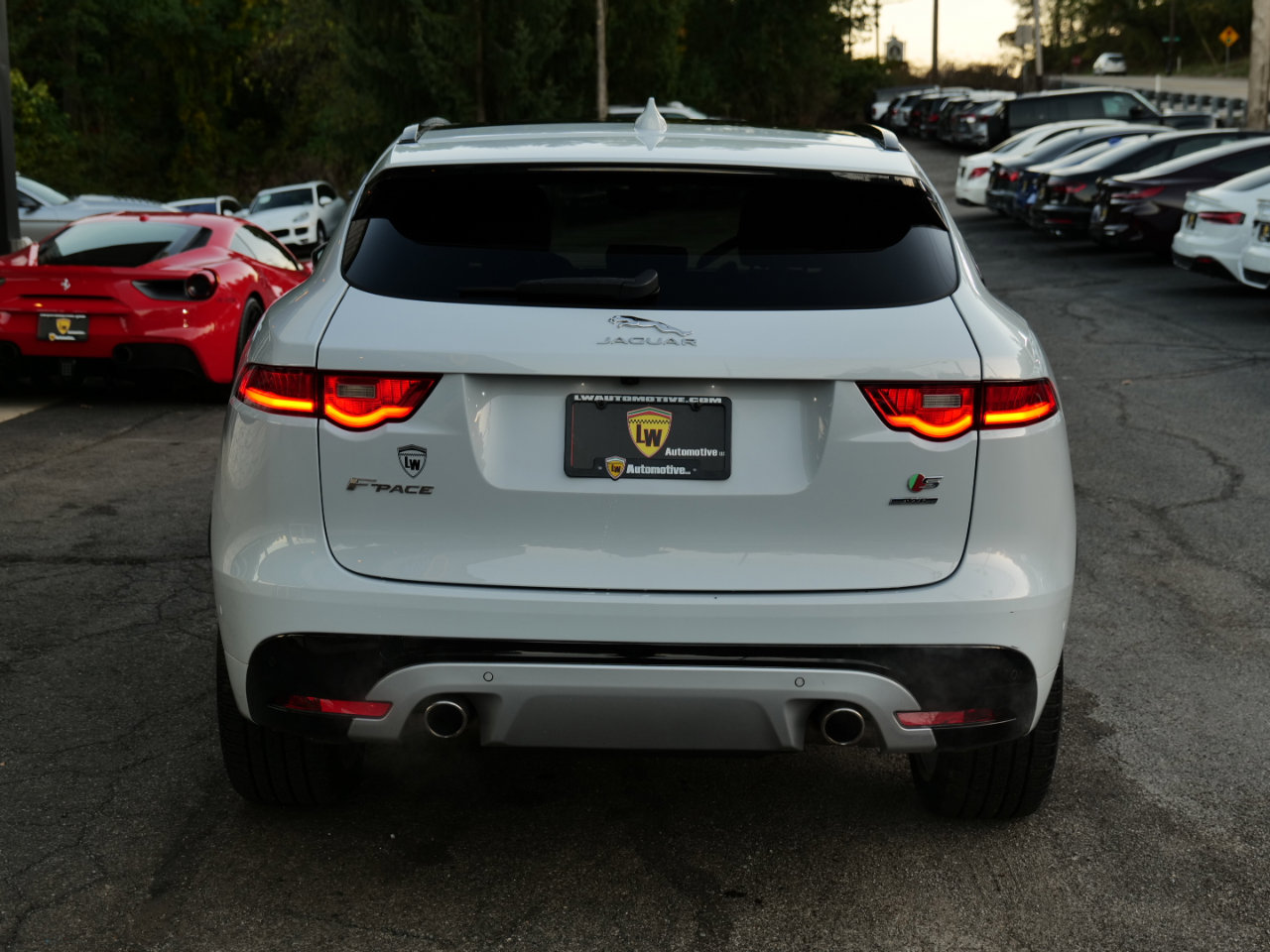 Used 2019 Jaguar F-PACE S image 6