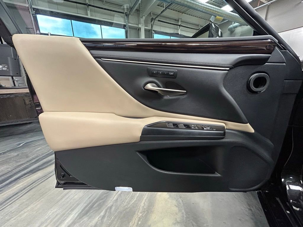 Used 2019 Lexus ES 350 w/ Premium Package image 49
