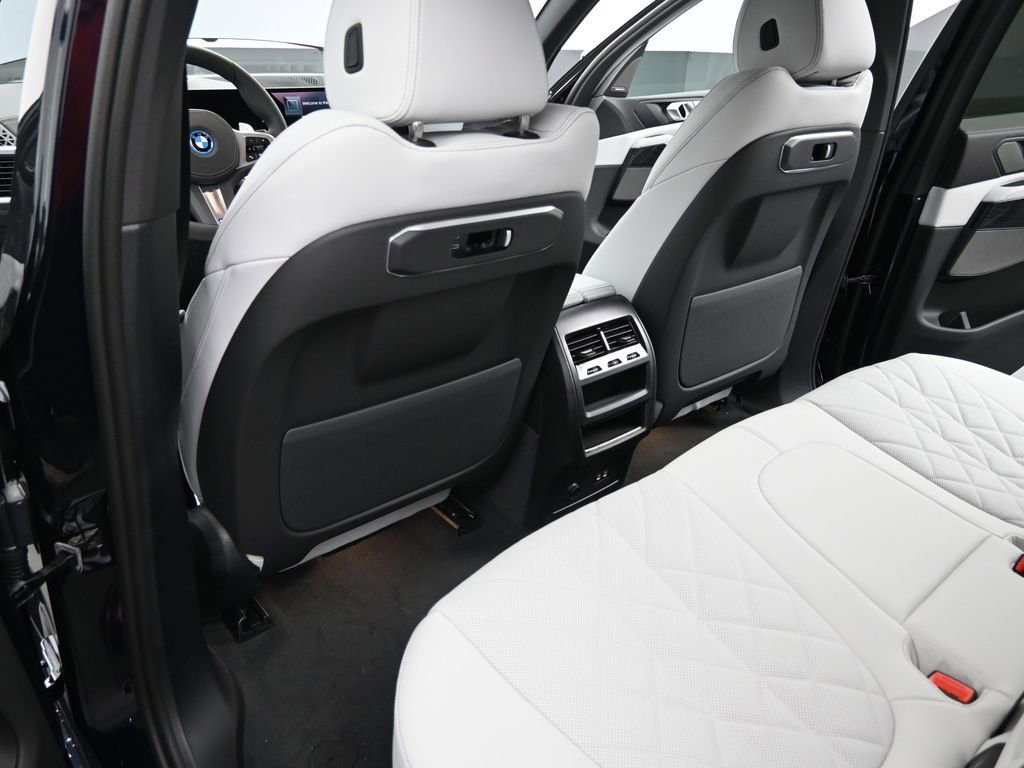 New 2026 BMW X5 xDrive50e AWD/4WD image 29