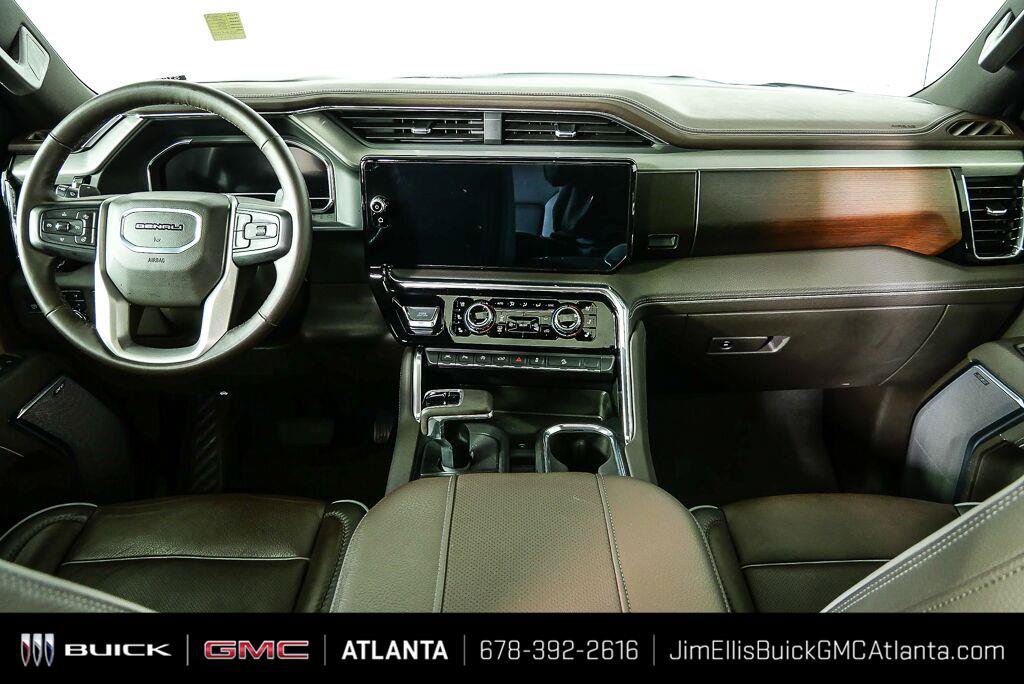Used 2025 GMC Sierra 1500 Denali w/ Technology Package AWD/4WD image 21