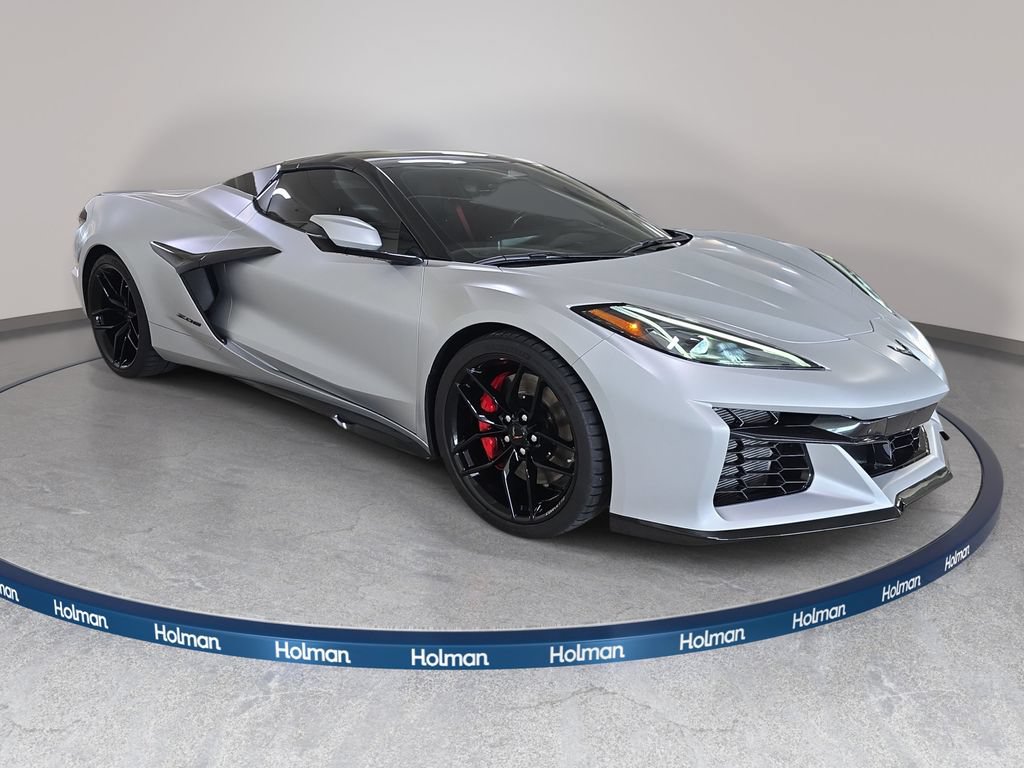 Used 2026 Chevrolet Corvette Z06 RWD image 4