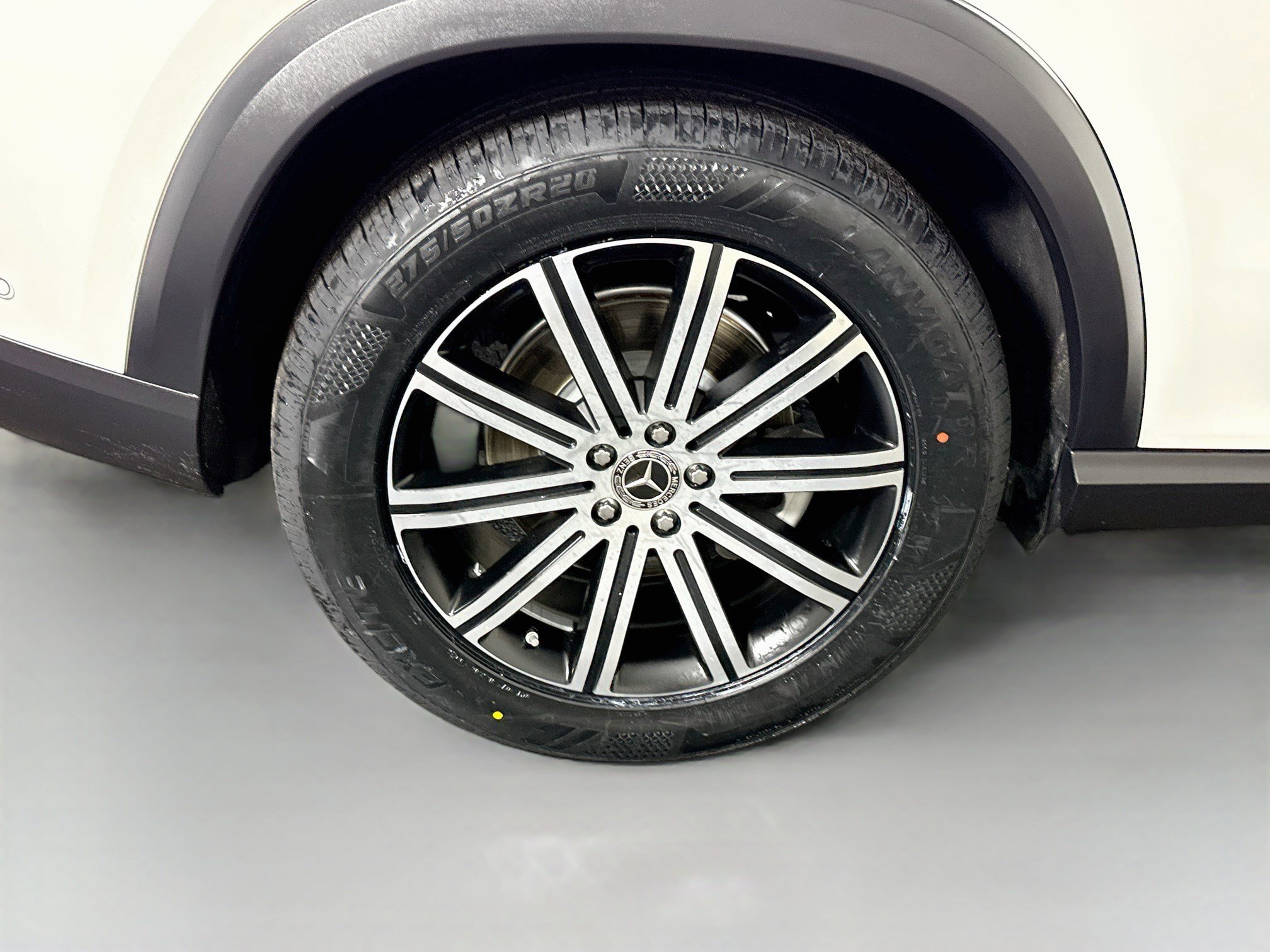 Used 2024 Mercedes-Benz GLE 450 4MATIC image 33
