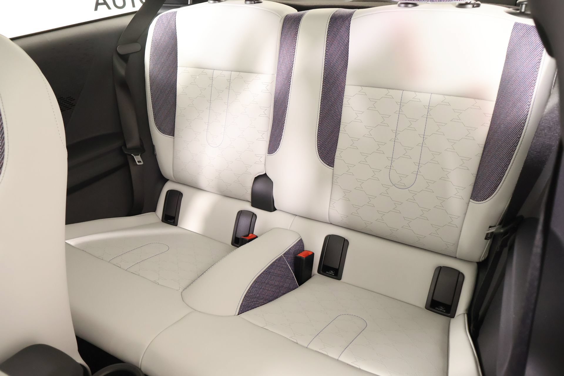 New 2026 MINI Cooper 2-Door Hardtop FWD image 11