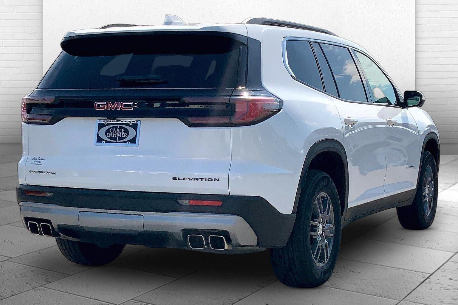Used 2025 GMC Acadia Elevation FWD image 13