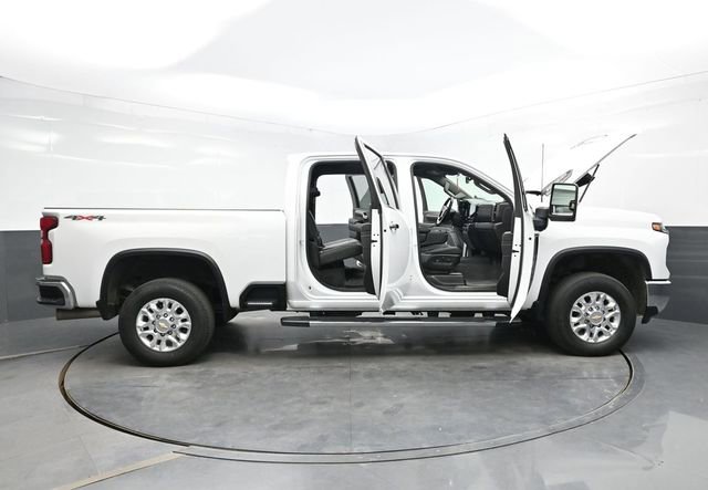 Used 2024 Chevrolet Silverado 2500 LTZ image 46