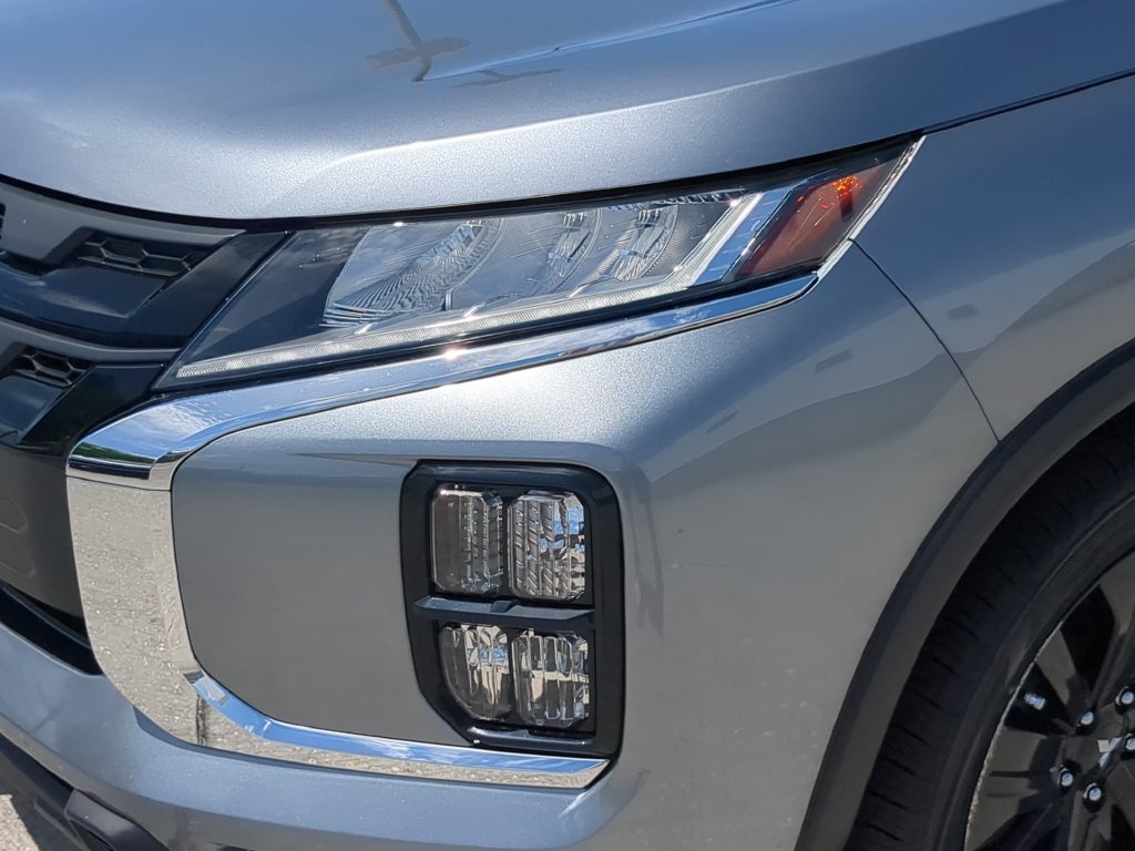 Used 2022 Mitsubishi Outlander Sport ES AWD/4WD image 6