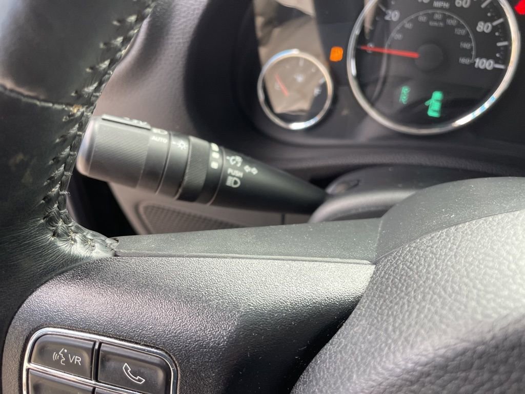 Used 2017 Jeep Wrangler Unlimited Sahara w/ Connectivity Group image 15