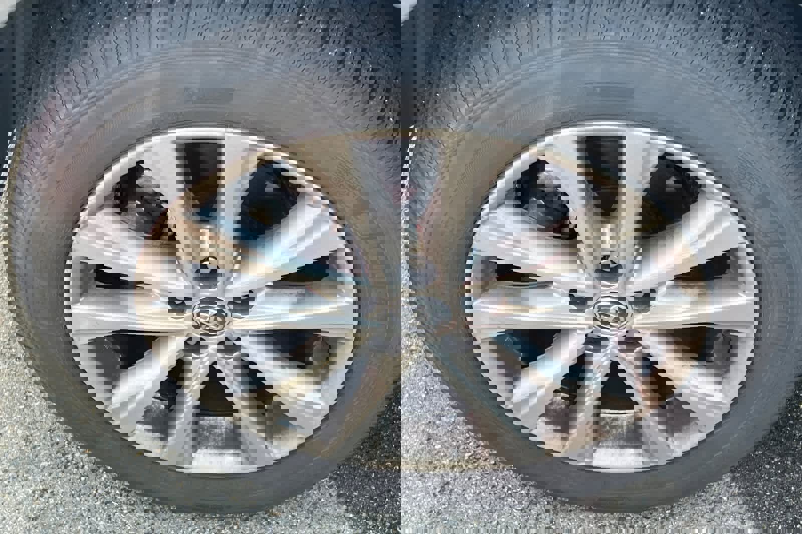 Used 2017 Toyota RAV4 Limited w/ Advanced Technology Package image 22