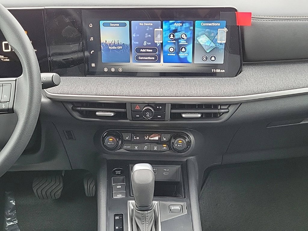 New 2027 Nissan Kicks SV AWD/4WD image 19