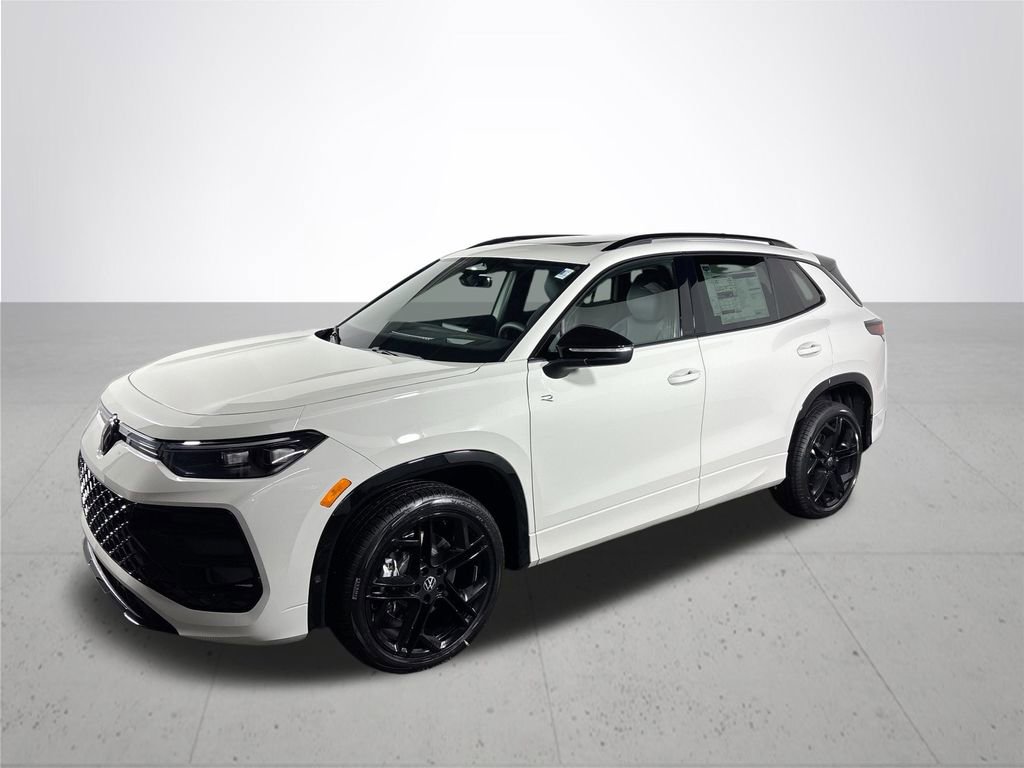 New 2026 Volkswagen Tiguan SE R-Line image 2