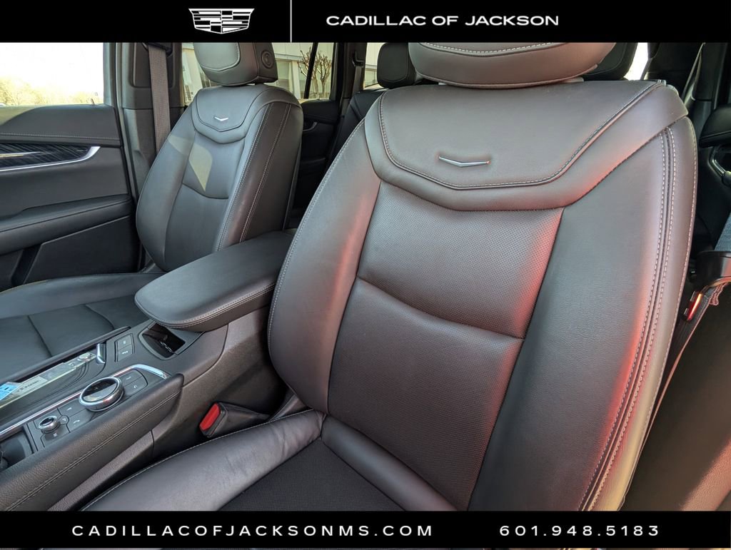 Certified 2025 Cadillac XT6 Premium Luxury image 22