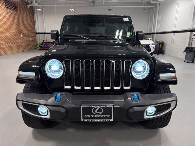 Used 2022 Jeep Wrangler Unlimited Sahara w/ Cold Weather Group AWD/4WD image 2