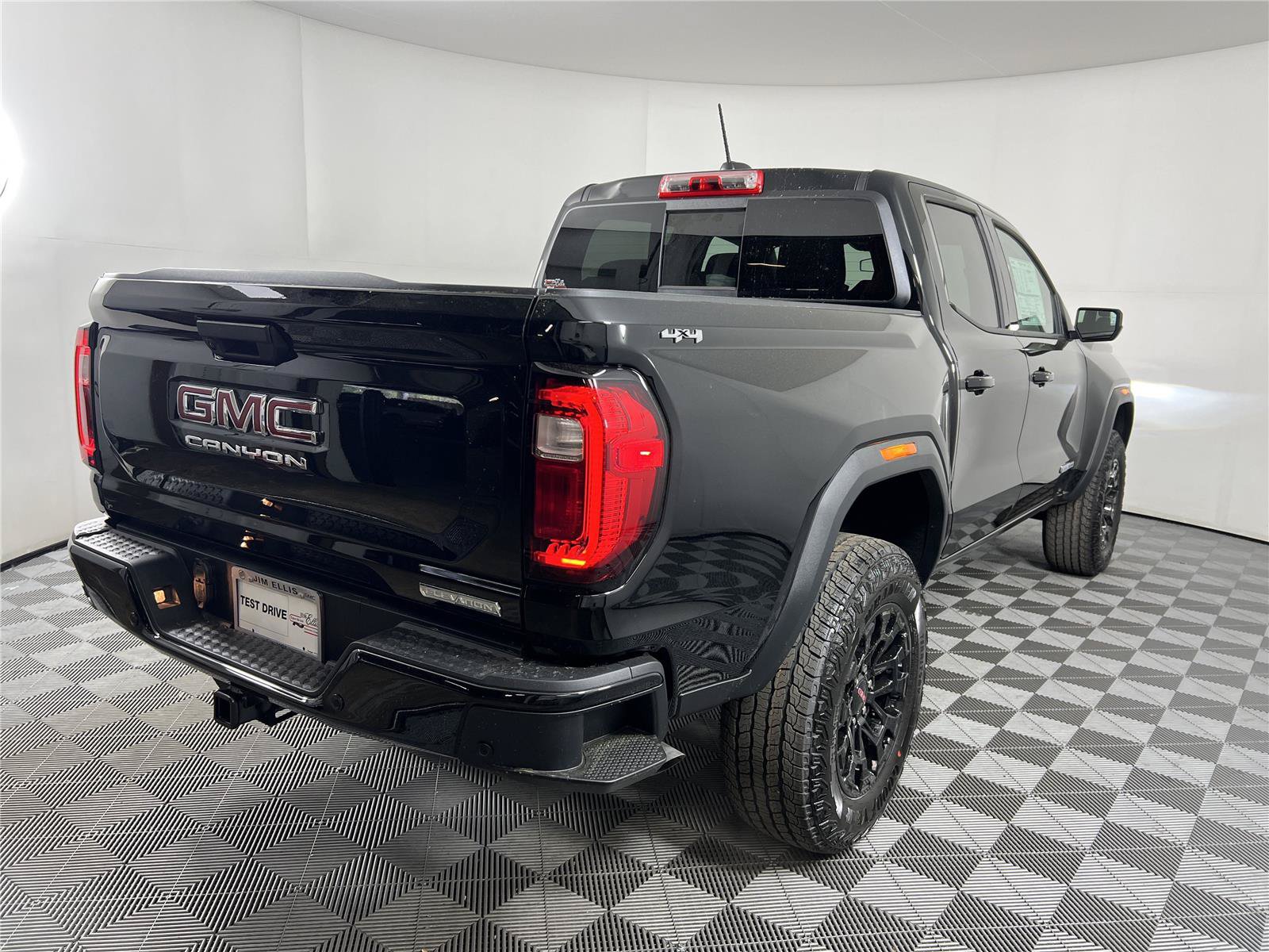 New 2026 GMC Canyon Elevation AWD/4WD image 6