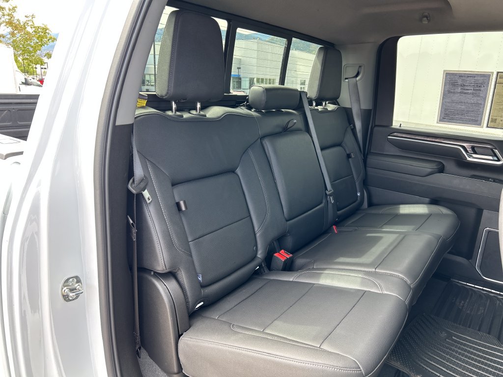 Used 2026 Chevrolet Silverado 2500 LTZ w/ LTZ Premium Package AWD/4WD image 21