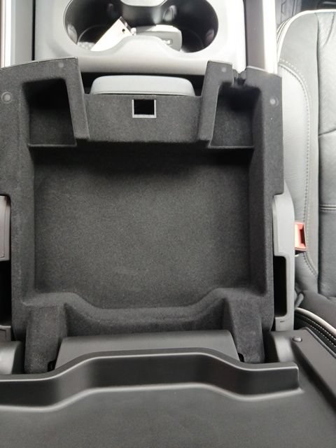 New 2026 RAM 5500 4x4 Crew Cab w/ Laramie Trim Package image 43
