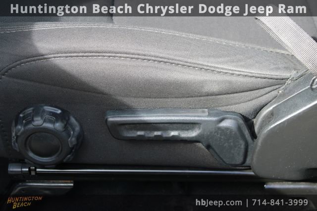Used 2023 Jeep Wrangler Sport image 30