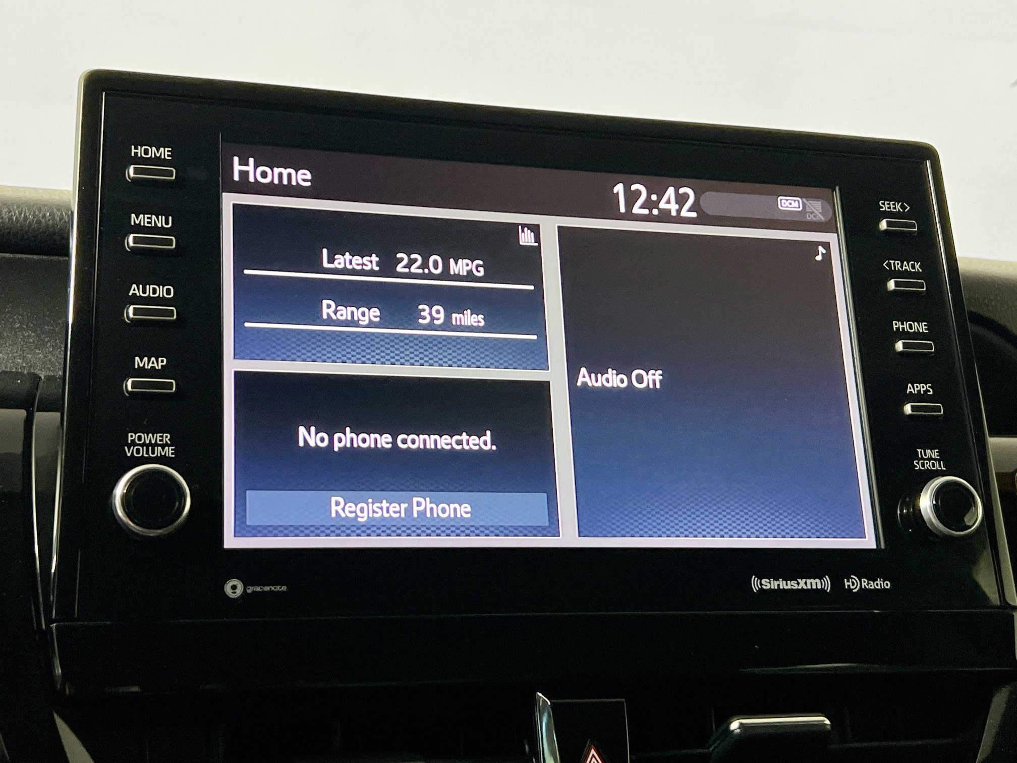 Used 2021 Toyota Camry SE w/ Audio Upgrade Package image 28