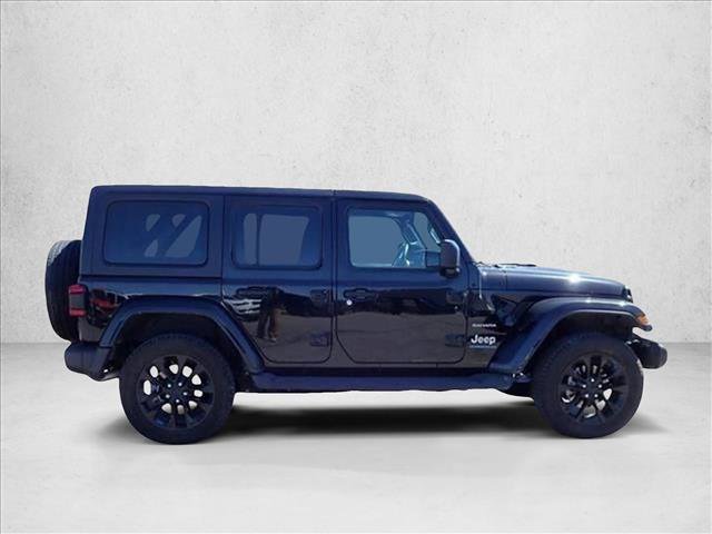 Used 2023 Jeep Wrangler Unlimited Sahara w/ Cold Weather Group AWD/4WD image 14