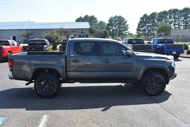 Used 2023 Toyota Tacoma SR5 RWD image 4