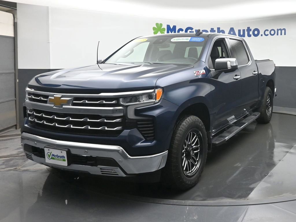 Used 2023 Chevrolet Silverado 1500 LTZ w/ LTZ Premium Package image 17