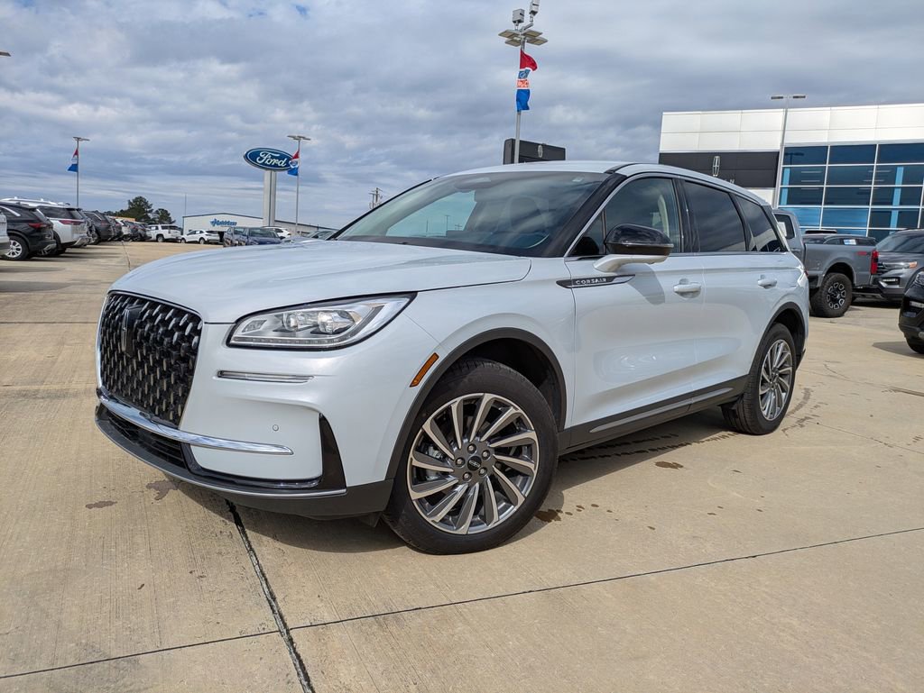 Used 2025 Lincoln Corsair Reserve image 4