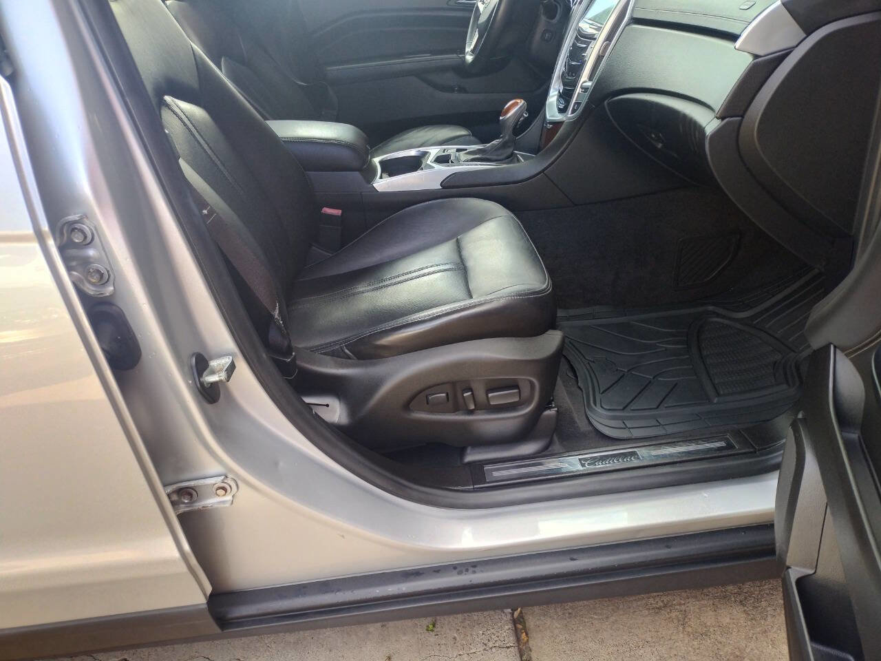 Used 2015 Cadillac SRX Premium AWD/4WD image 28
