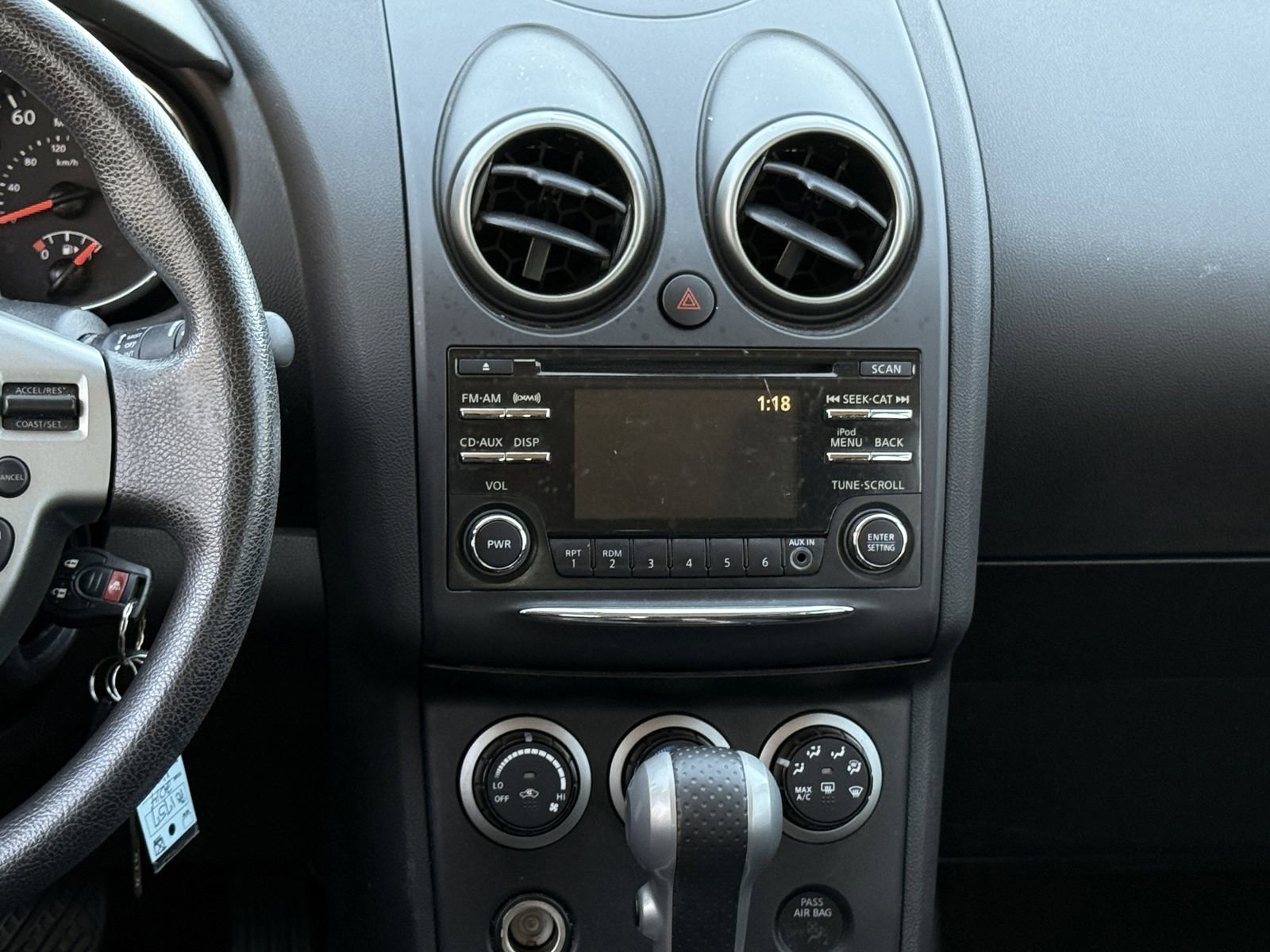 Used 2014 Nissan Rogue S w/ Convenience Package image 16