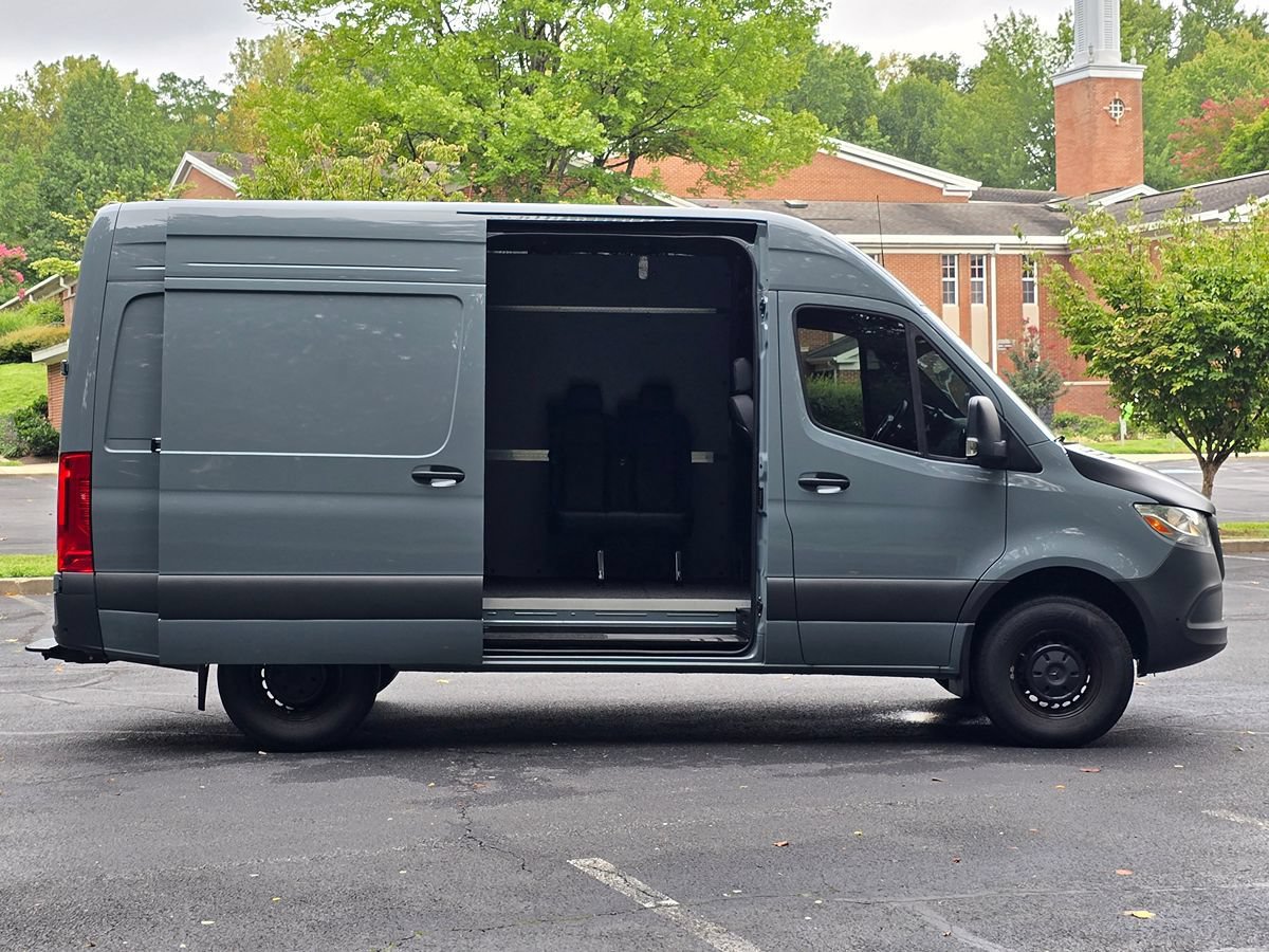 Used 2026 Mercedes-Benz Sprinter 2500 image 8