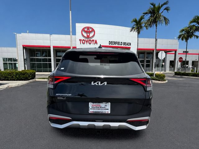 Used 2023 Kia Sportage LX FWD image 6