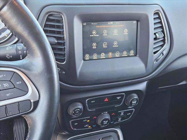 Used 2018 Jeep Compass Latitude w/ Popular Equipment Group image 14