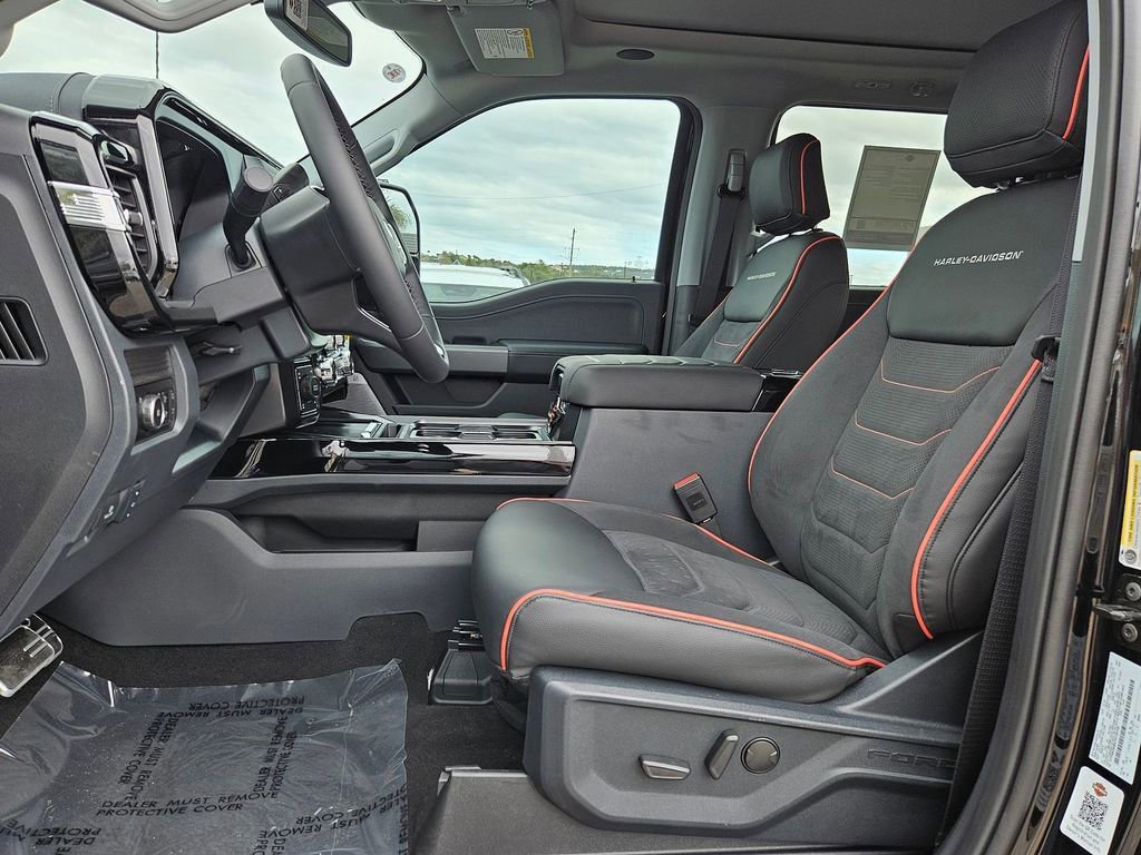 New 2026 Ford F250 Lariat w/ Black Appearance Package image 10