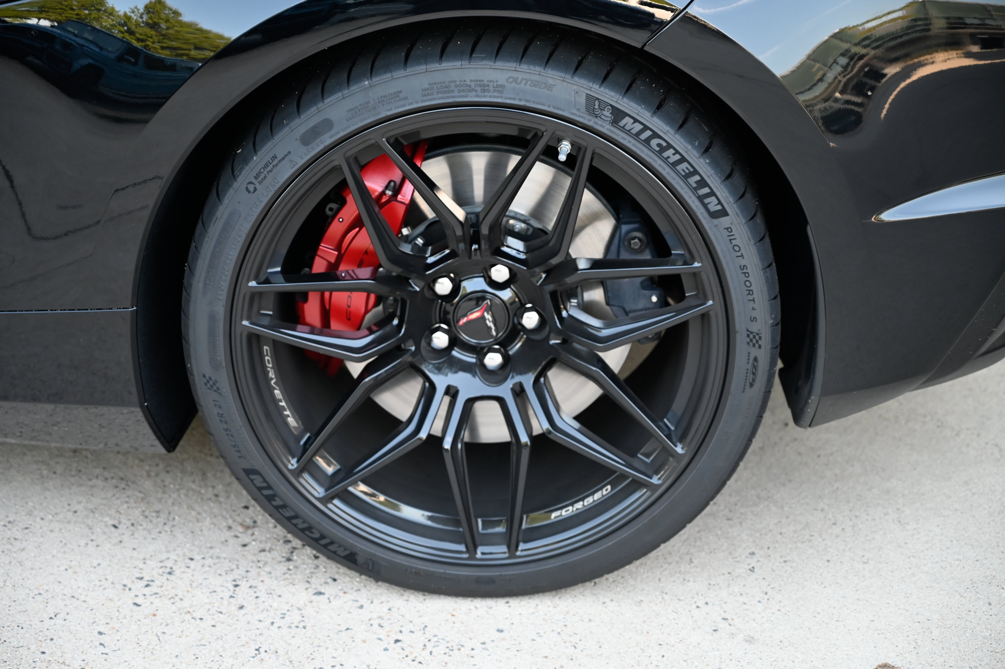Used 2026 Chevrolet Corvette Z06 RWD image 10