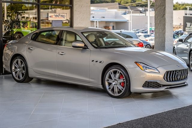Used 2018 Maserati Quattroporte S GranLusso RWD image 4