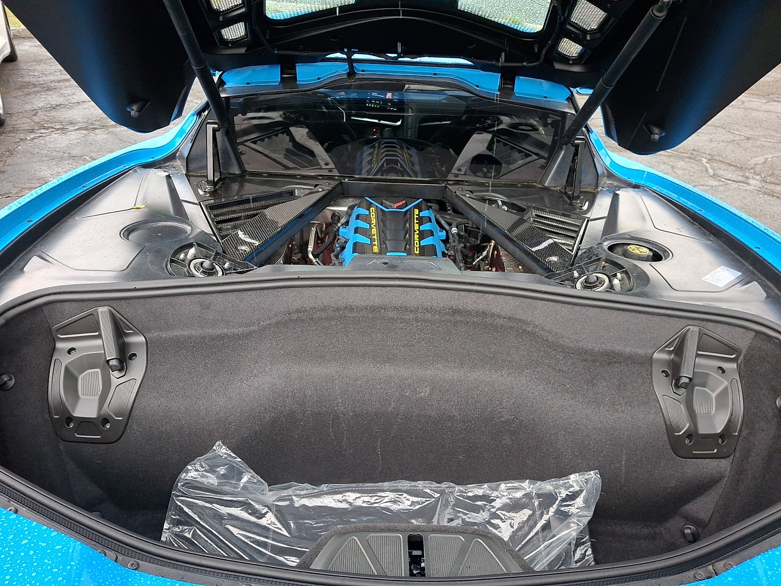 Used 2023 Chevrolet Corvette Stingray Preferred Cpe w/ Z51 Performance Package RWD image 27