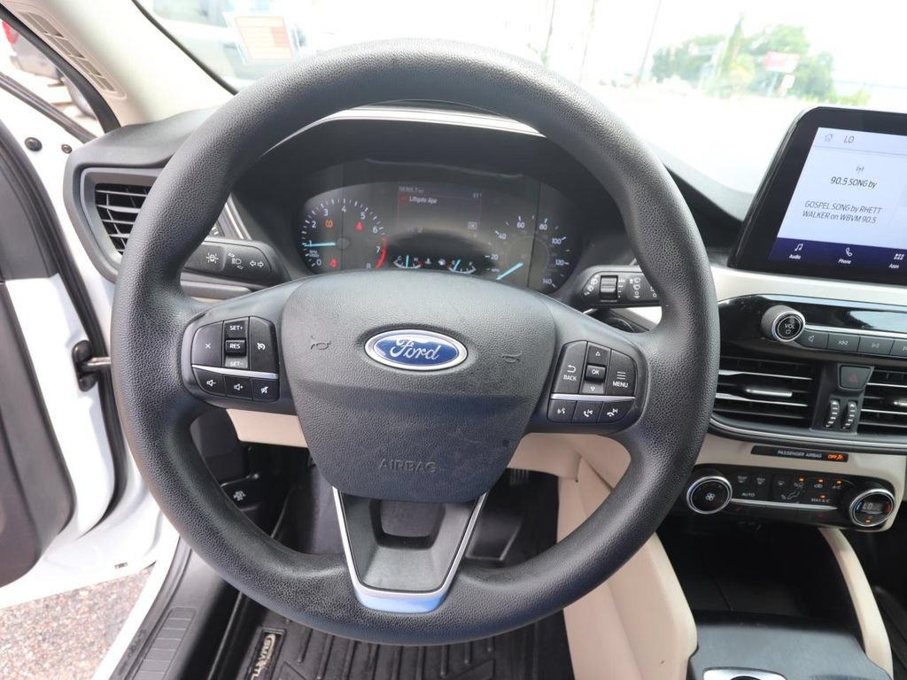 Used 2020 Ford Escape SE FWD image 18