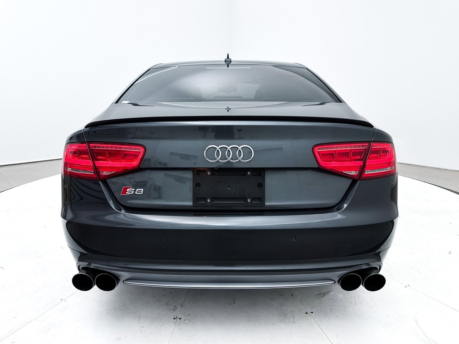 Used 2014 Audi S8 w/ Full Leather Package image 18