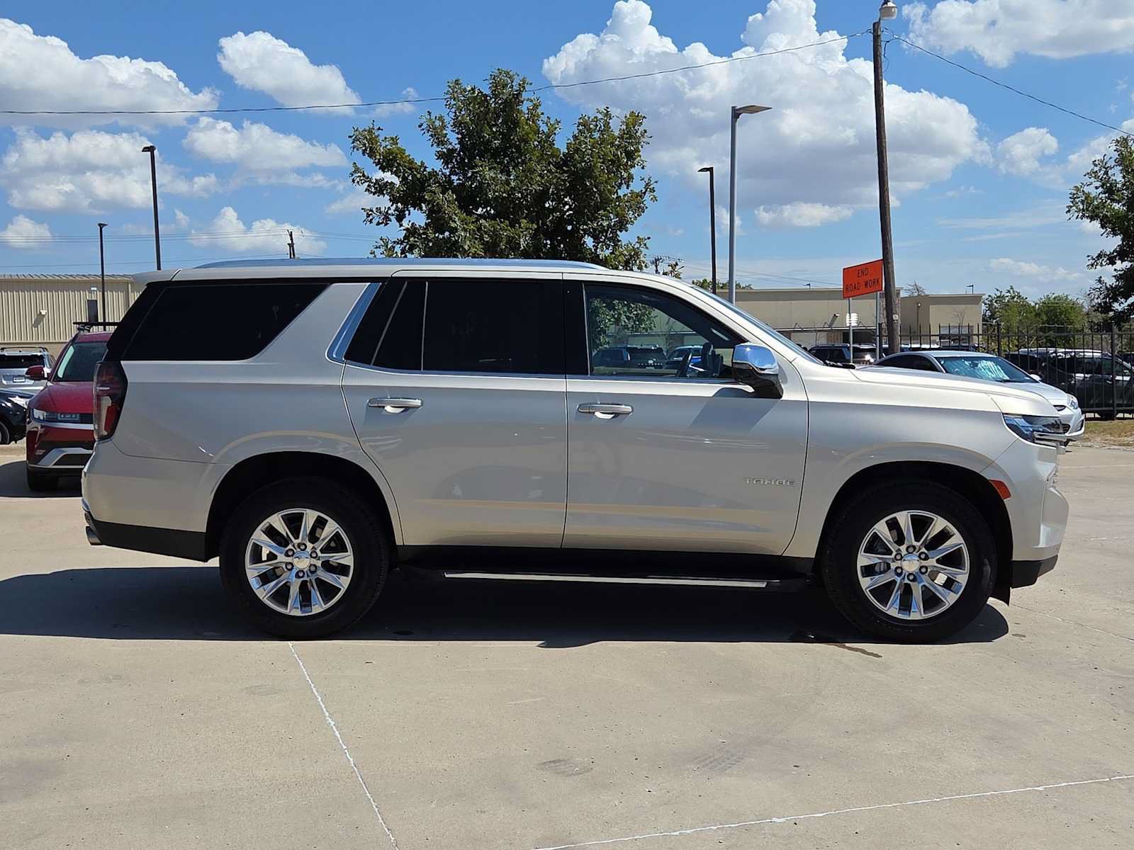 Used 2021 Chevrolet Tahoe Premier RWD image 16
