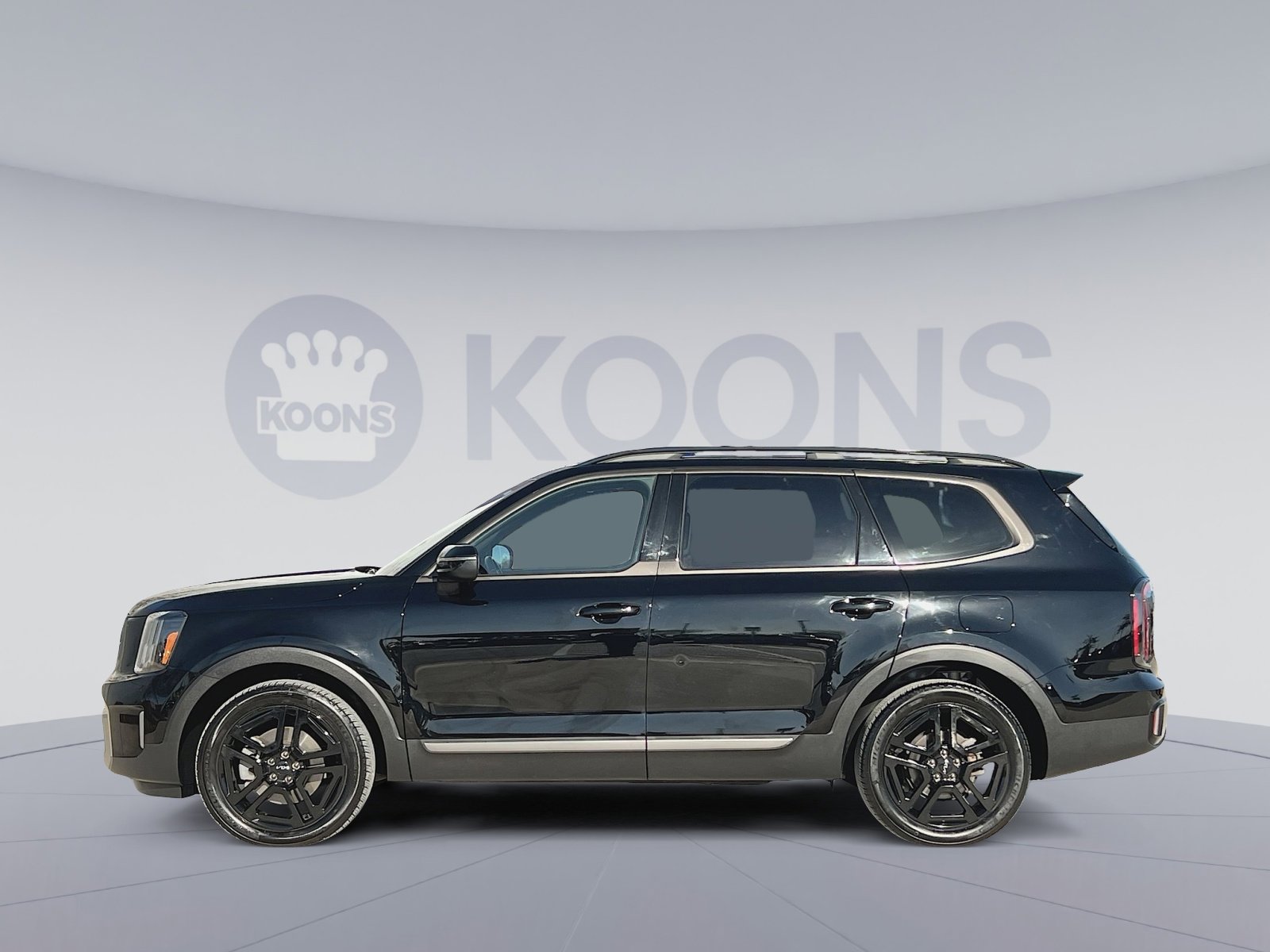 Used 2023 Kia Telluride EX X-Line image 2