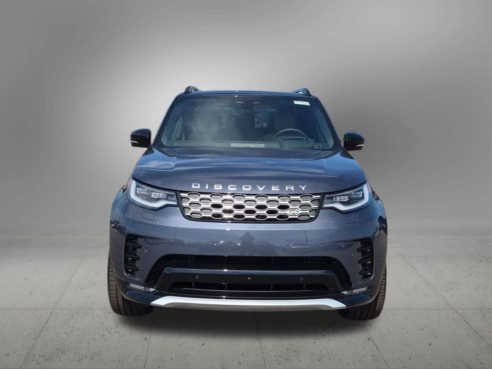 New 2026 Land Rover Discovery Limited Edition AWD/4WD image 9