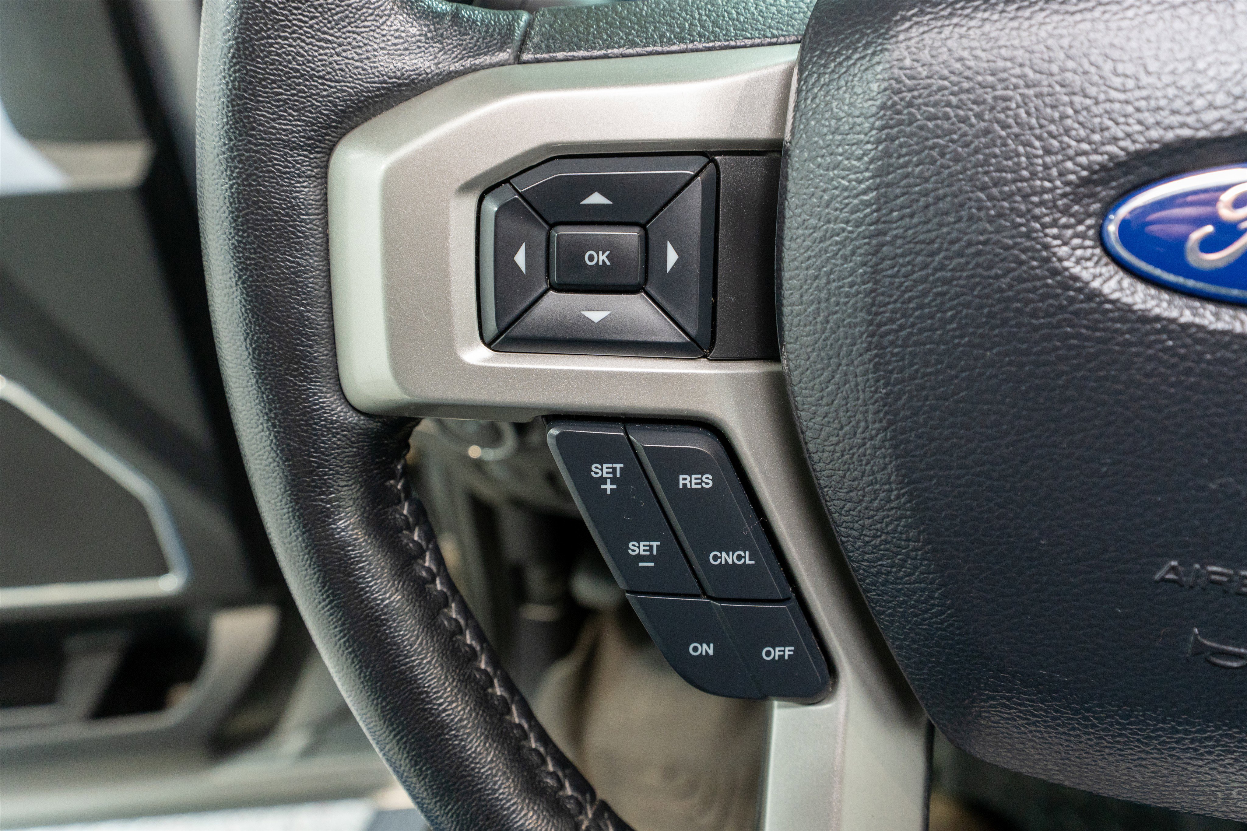 Used 2020 Ford F350 Lariat image 31