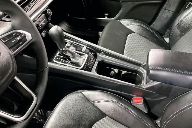 Used 2024 Jeep Compass Latitude image 17