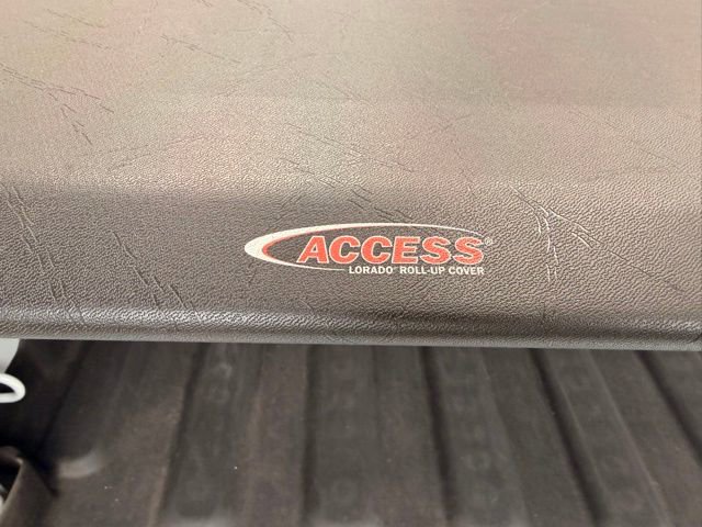 Used 2023 Jeep Gladiator Sport AWD/4WD image 12