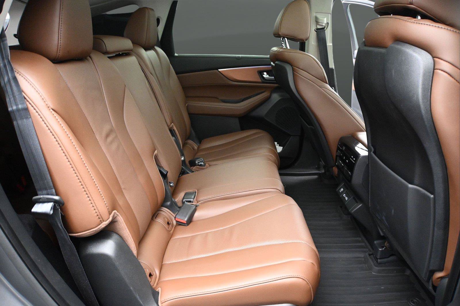 Certified 2024 Acura MDX w/ Technology Package AWD/4WD image 16